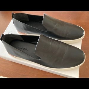 Vince Vero sneaker.  Sz 6.5. Black. NWT